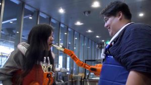 ربات غذا دهنده هوشمند - Arm-A-Dine