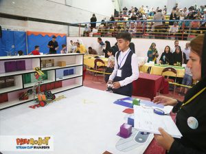 مسابقه ربات های انبار دار دانش آموزی در استیم کاپ ایران ۲۰۱۹