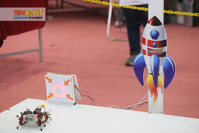 مسابقه ربات پله نورد دانش آموزی در استیم کاپ ایران ۲۰۱۹